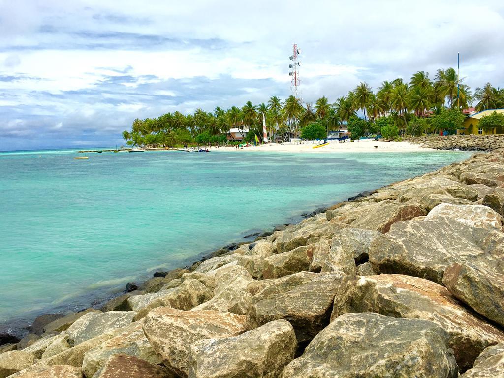 Siesta Beach Hotel Maafushi Ngoại thất bức ảnh