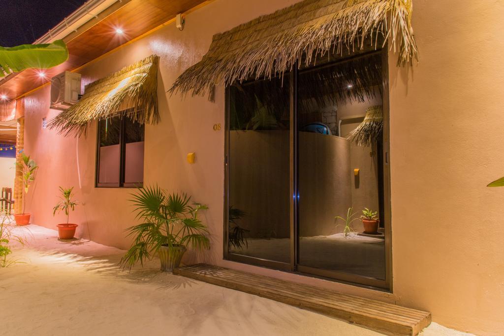 Siesta Beach Hotel Maafushi Ngoại thất bức ảnh